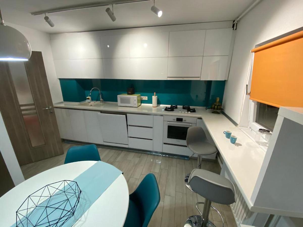 Beautiful Modern Apartment 크라이오바 외부 사진